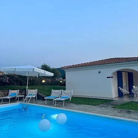 Francesca Villa *